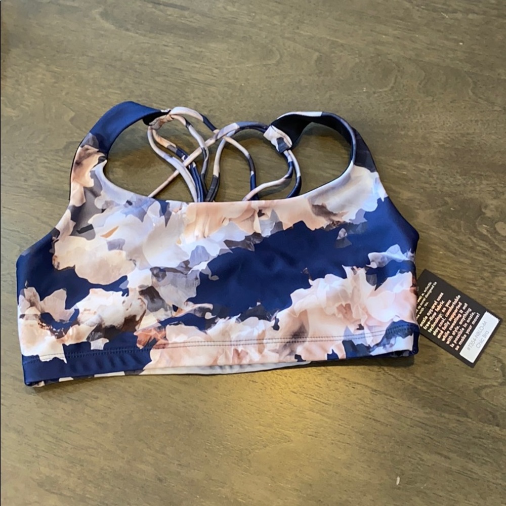 🖤 FRIDAY 🖤ONZIE NAVY BLUE FLORAL CHIC SPORTS BRA